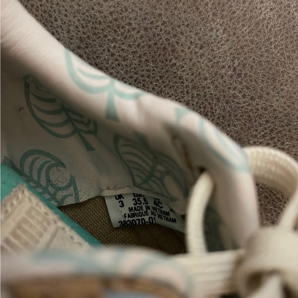 Puma Wild Rider Animal Crossing New Horizons shoes Kids Size 4 - Picture 7 of 8